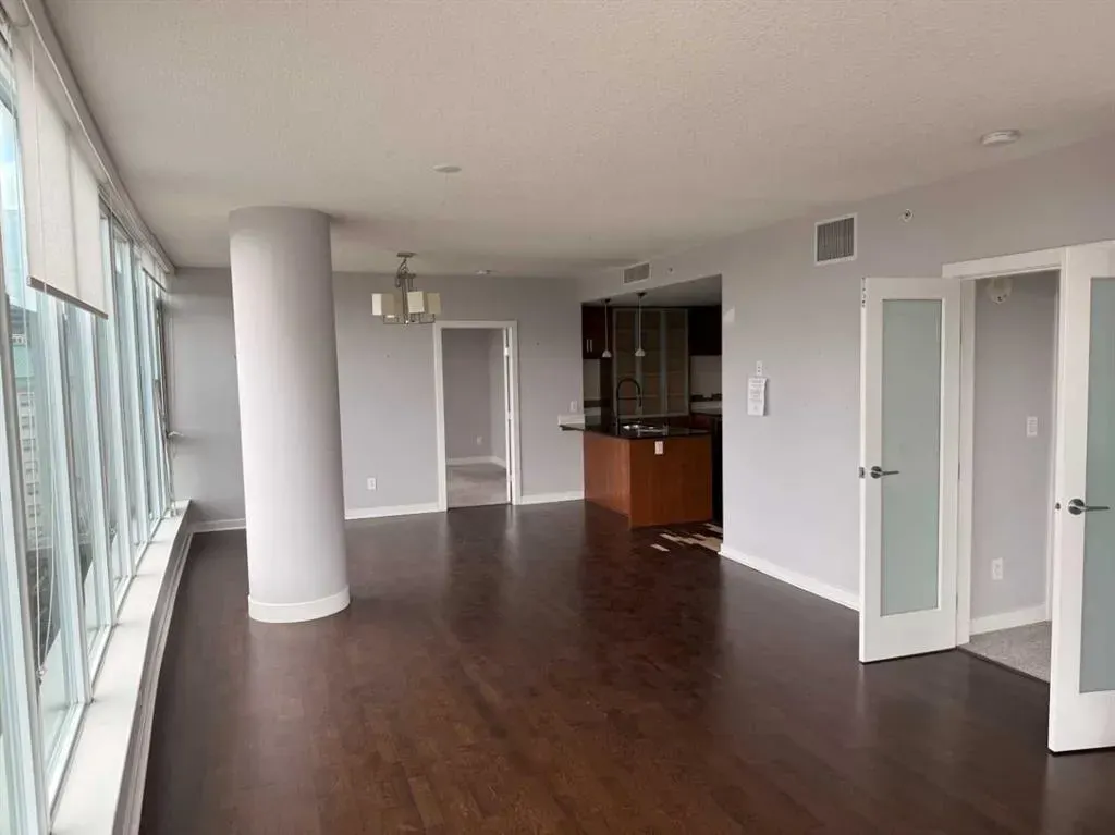 888 4 Avenue SW, #803