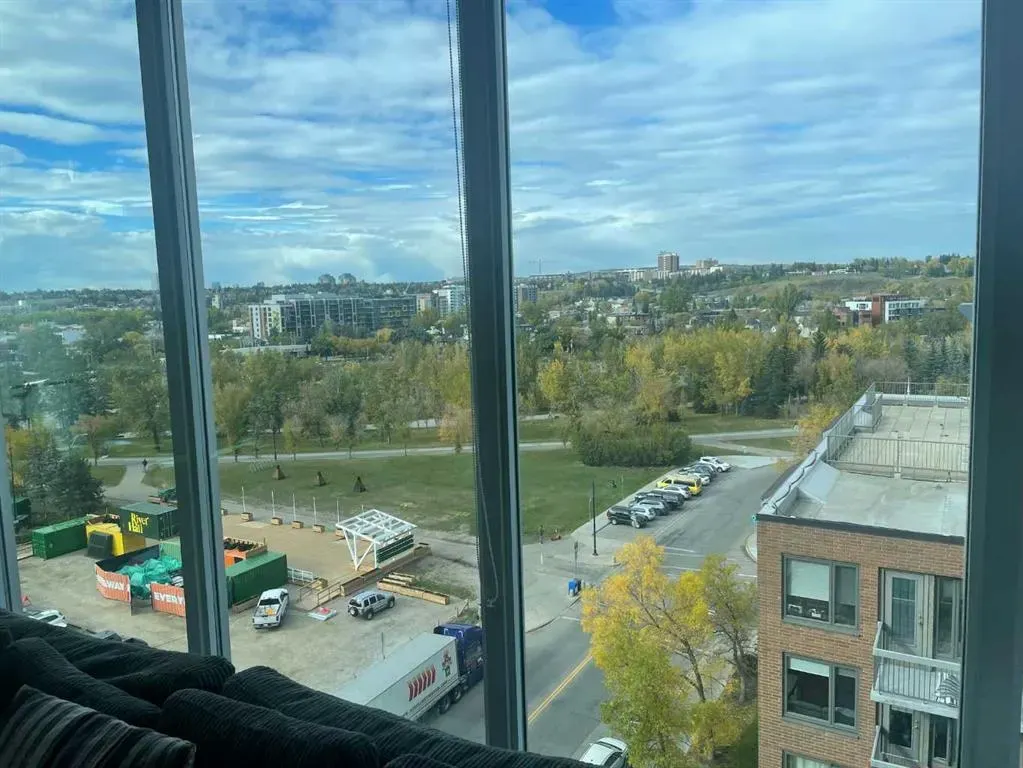 888 4 Avenue SW, #803