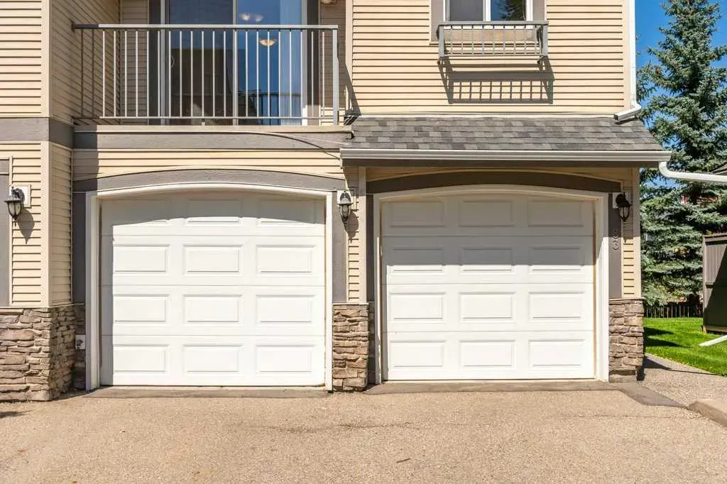 83 Cedarwood Lane SW