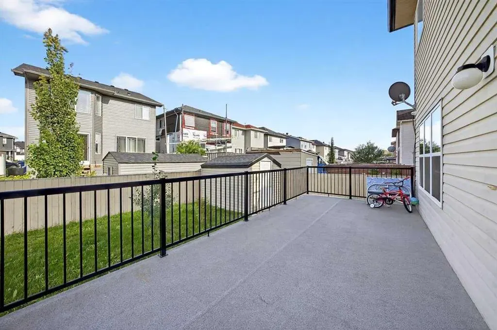 143 Saddleland Crescent NE