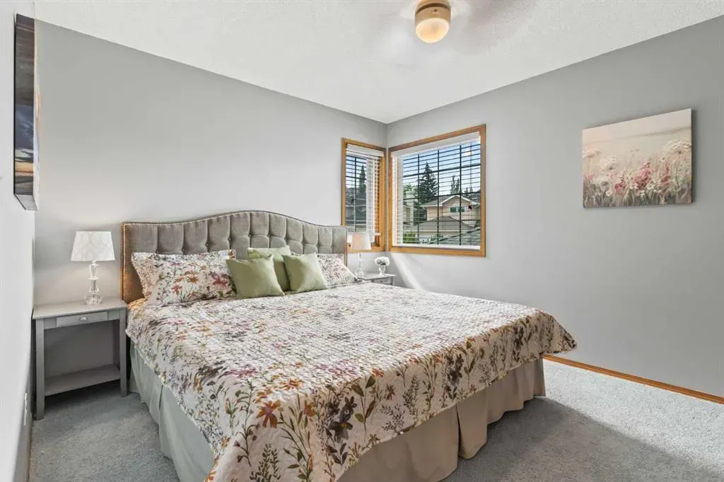 13 Sienna Hills Court SW