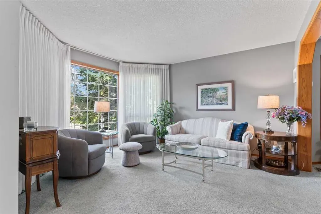 13 Sienna Hills Court SW