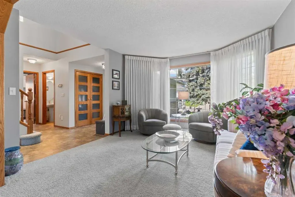 13 Sienna Hills Court SW