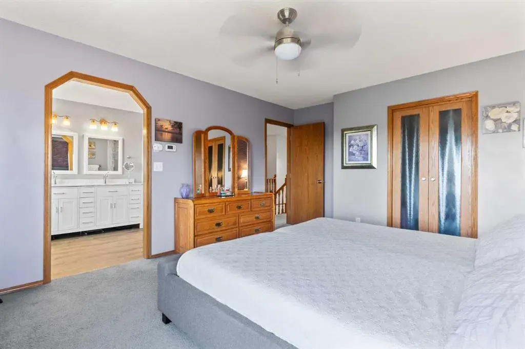 13 Sienna Hills Court SW