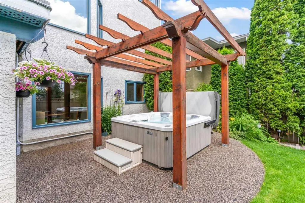 13 Sienna Hills Court SW