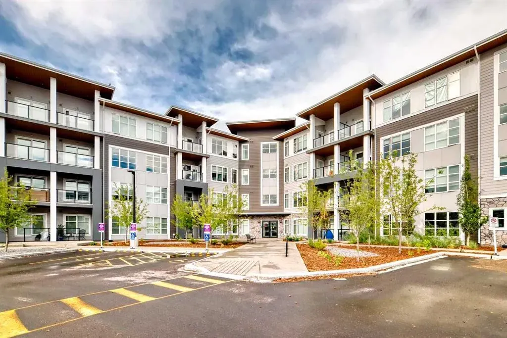 681 Savanna Boulevard NE, #1416