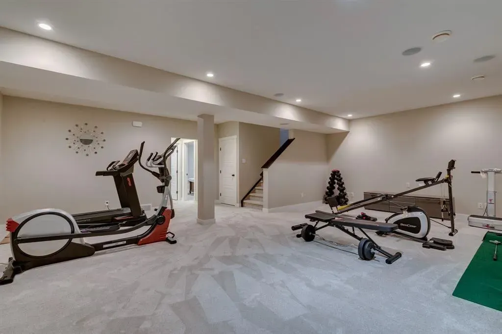 119 Marquis Crescent SE