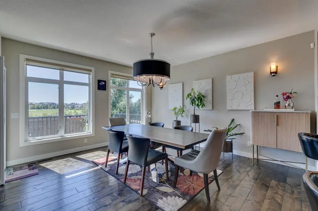 119 Marquis Crescent SE