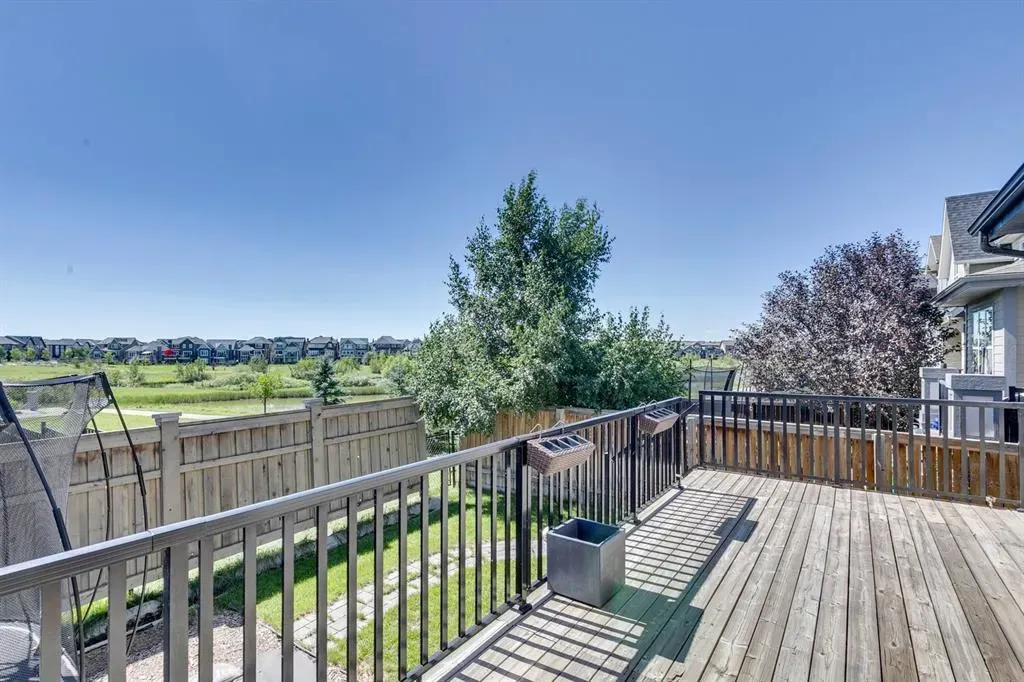 119 Marquis Crescent SE
