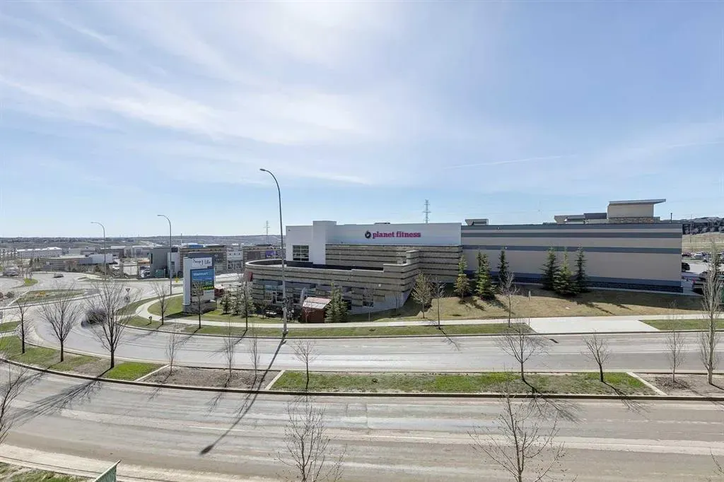 10 Sage Hill Walk NW, #216