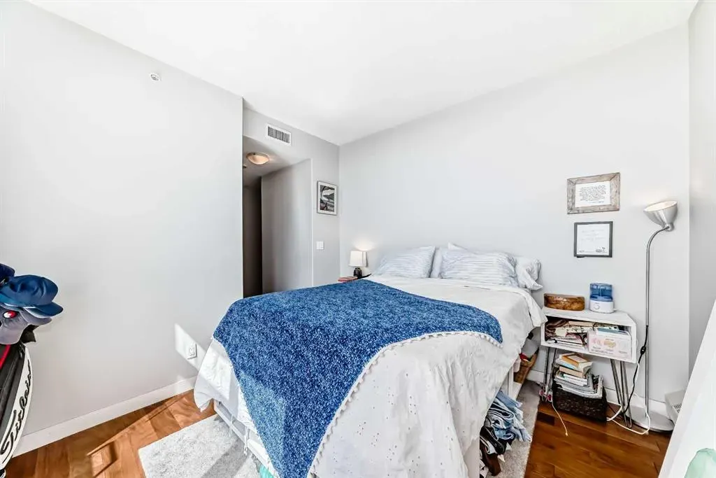 77 Spruce Place SW, #2202