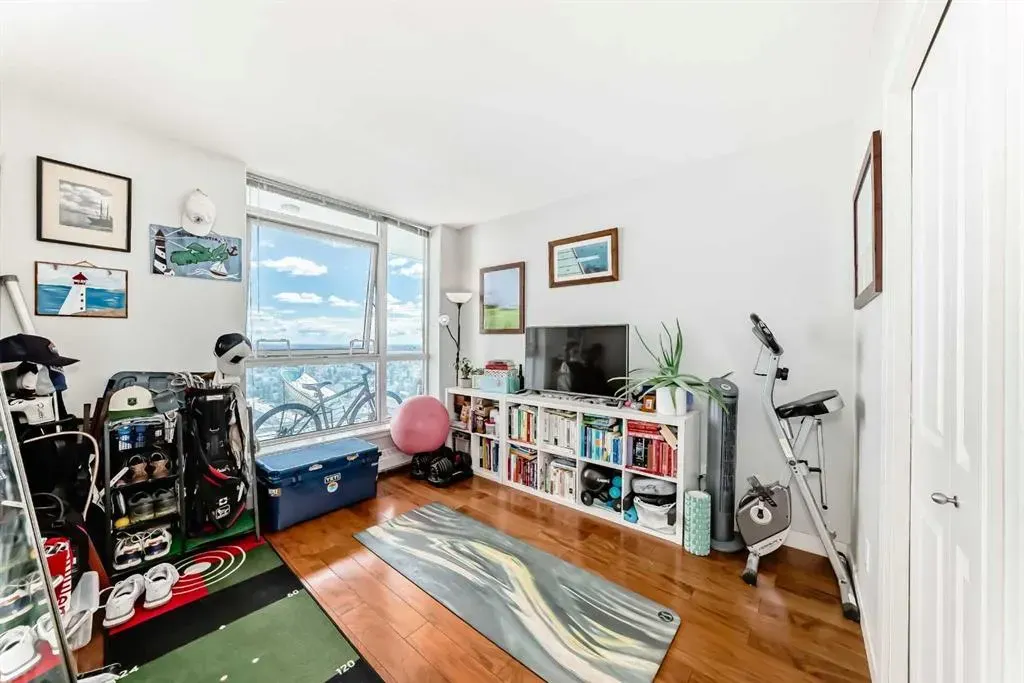 77 Spruce Place SW, #2202