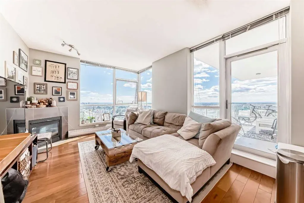 77 Spruce Place SW, #2202