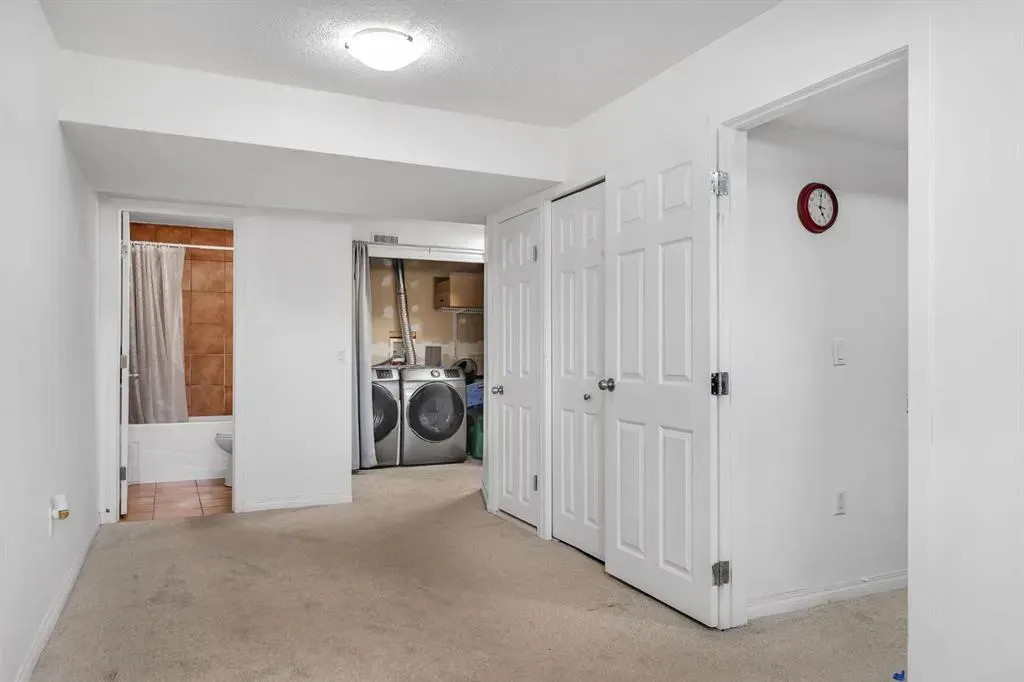 111 Tarawood Lane NE, #301