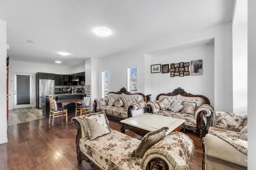 111 Tarawood Lane NE, #301