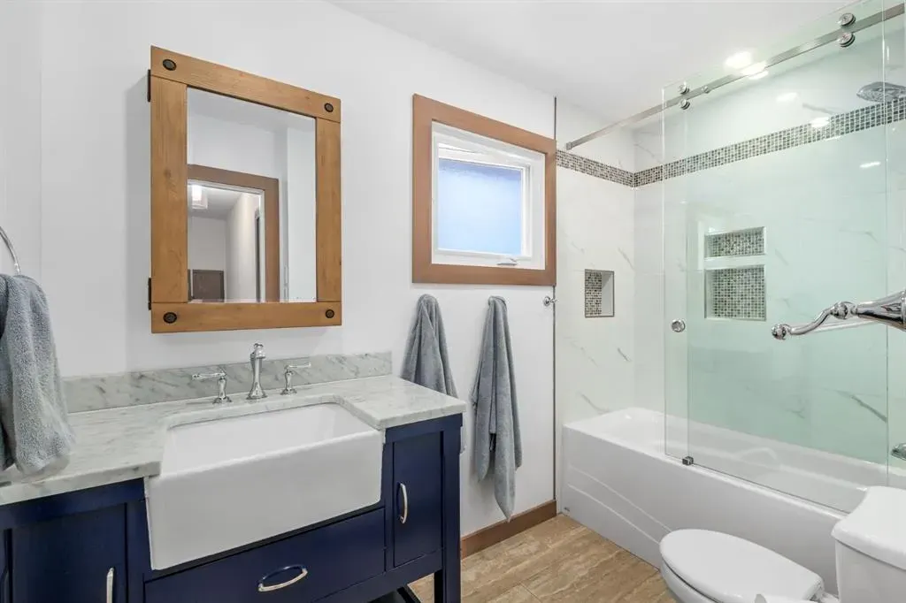 5104 Vallance Crescent NW