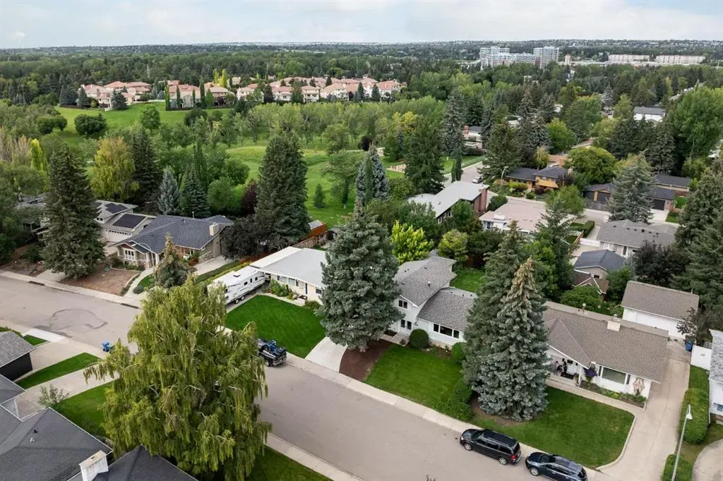 5104 Vallance Crescent NW