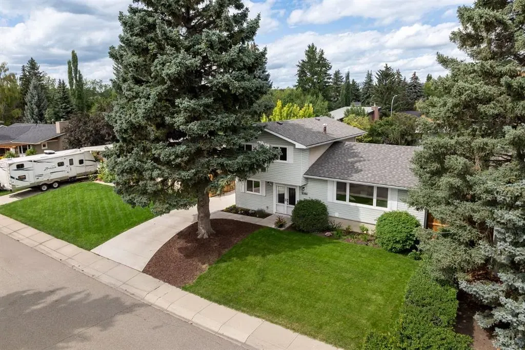 5104 Vallance Crescent NW