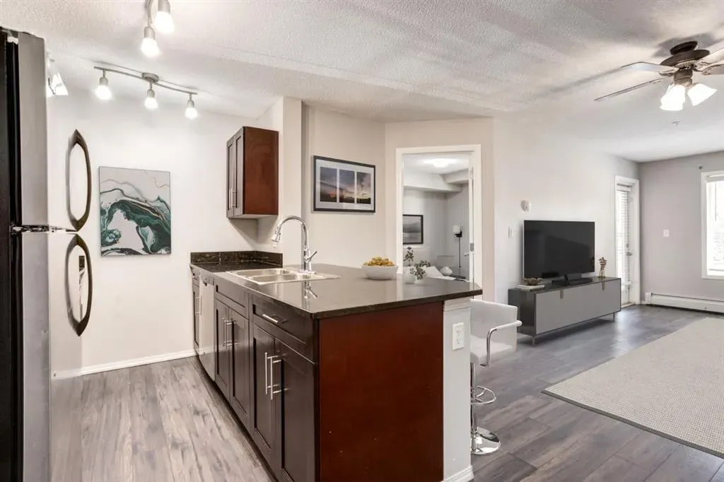 403 Mackenzie Way SW, #2108