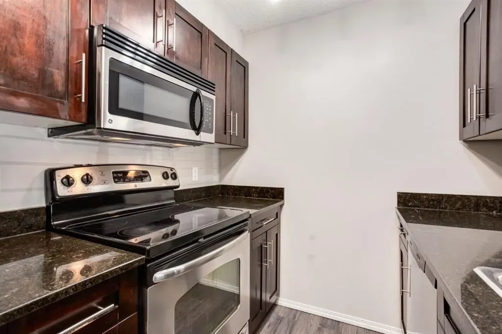 403 Mackenzie Way SW, #2108