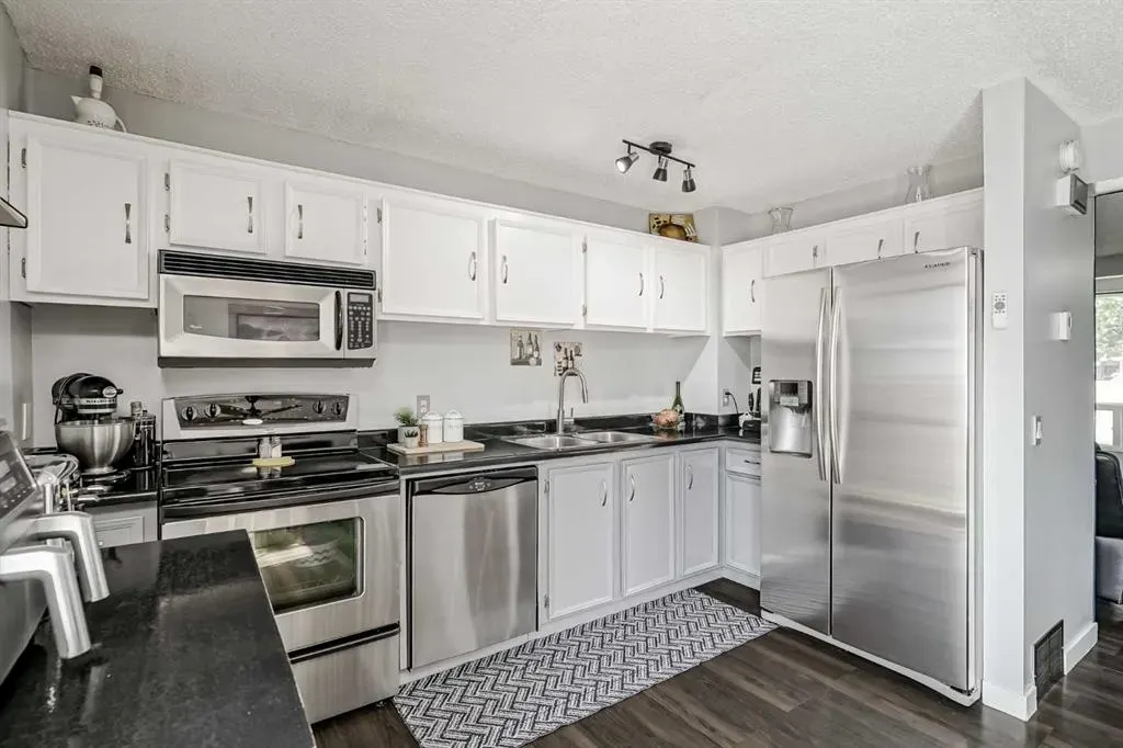 1155 Falconridge Drive NE, #69