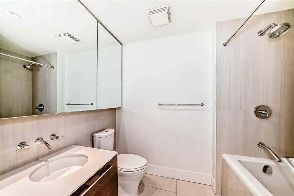 901 10 Avenue SW, #2706