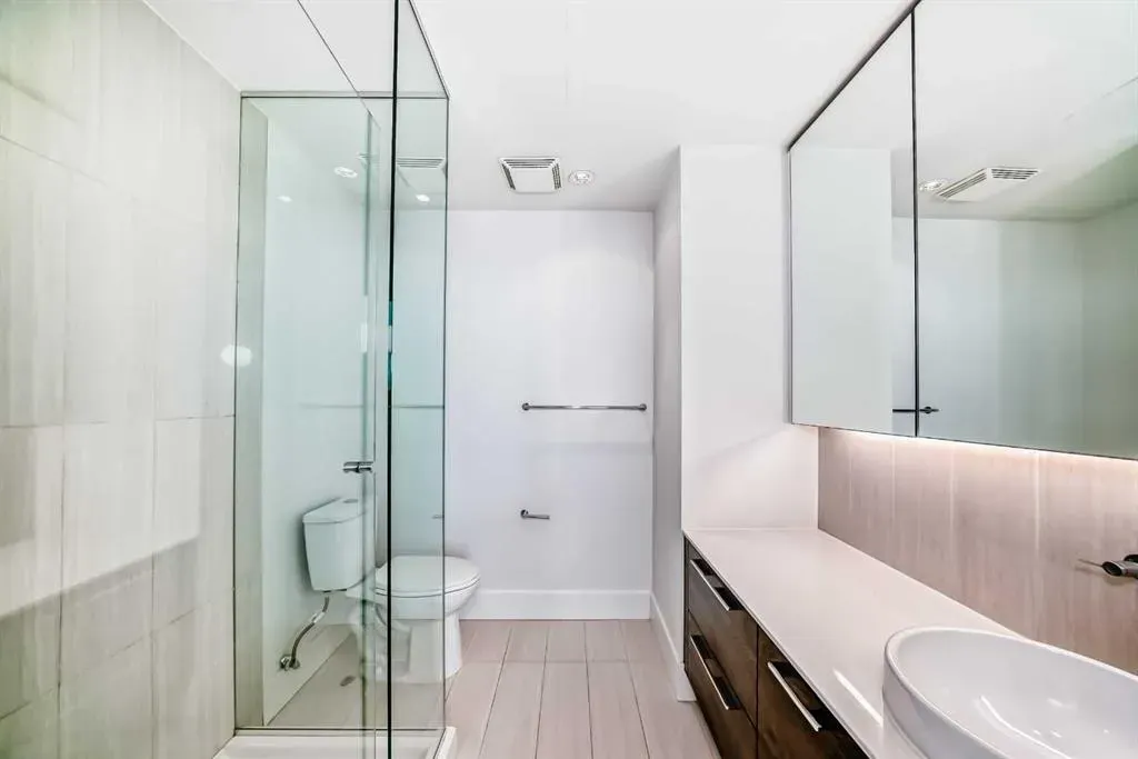 901 10 Avenue SW, #2706
