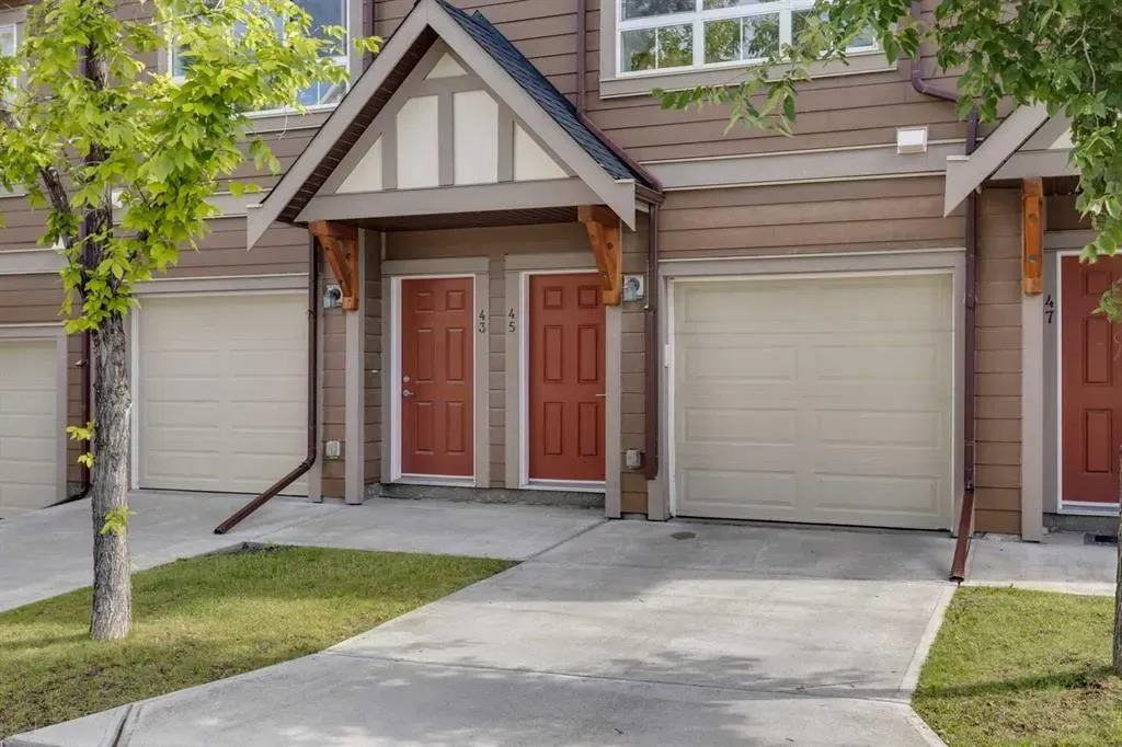 45 Sherwood Lane NW