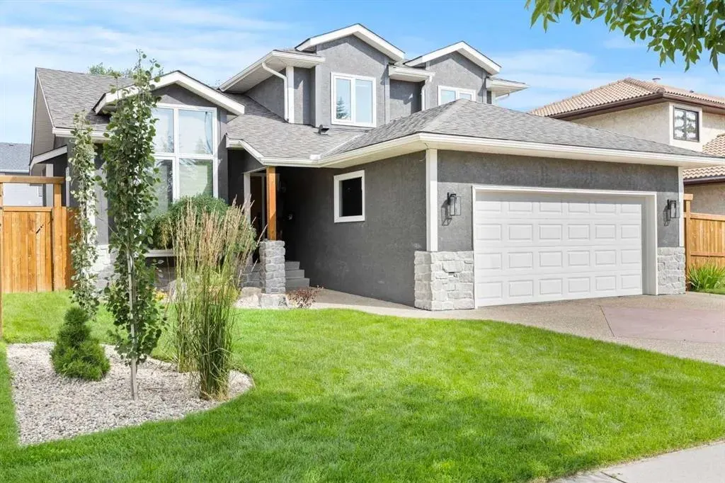 8285 Edgebrook Drive NW