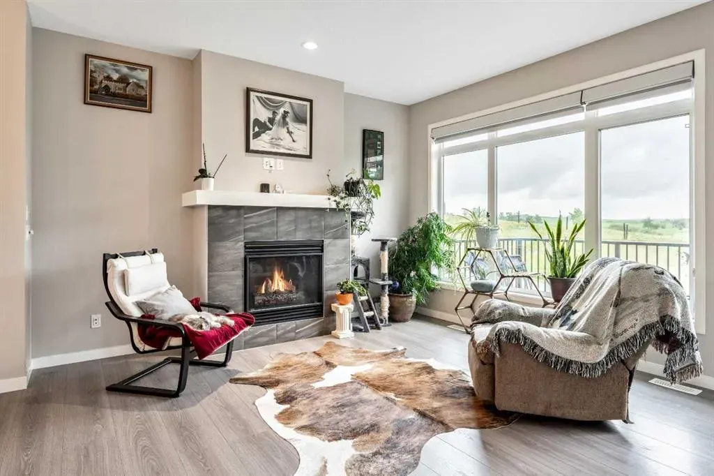 75 Fireside Crescent