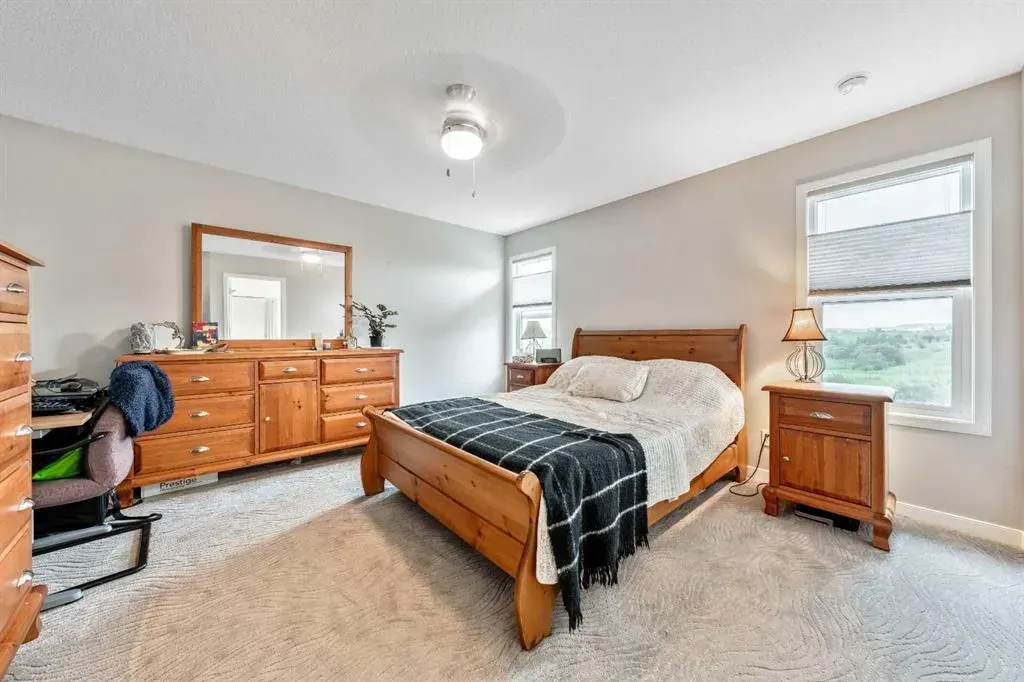 75 Fireside Crescent