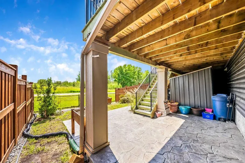 75 Fireside Crescent