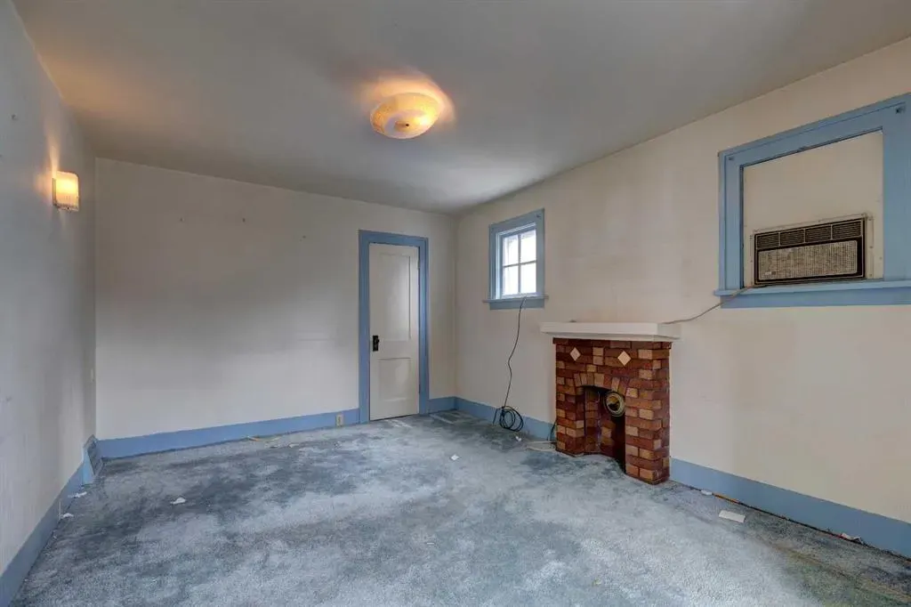 312 Superior Avenue SW