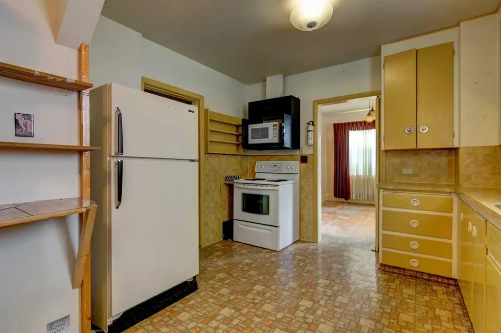 312 Superior Avenue SW