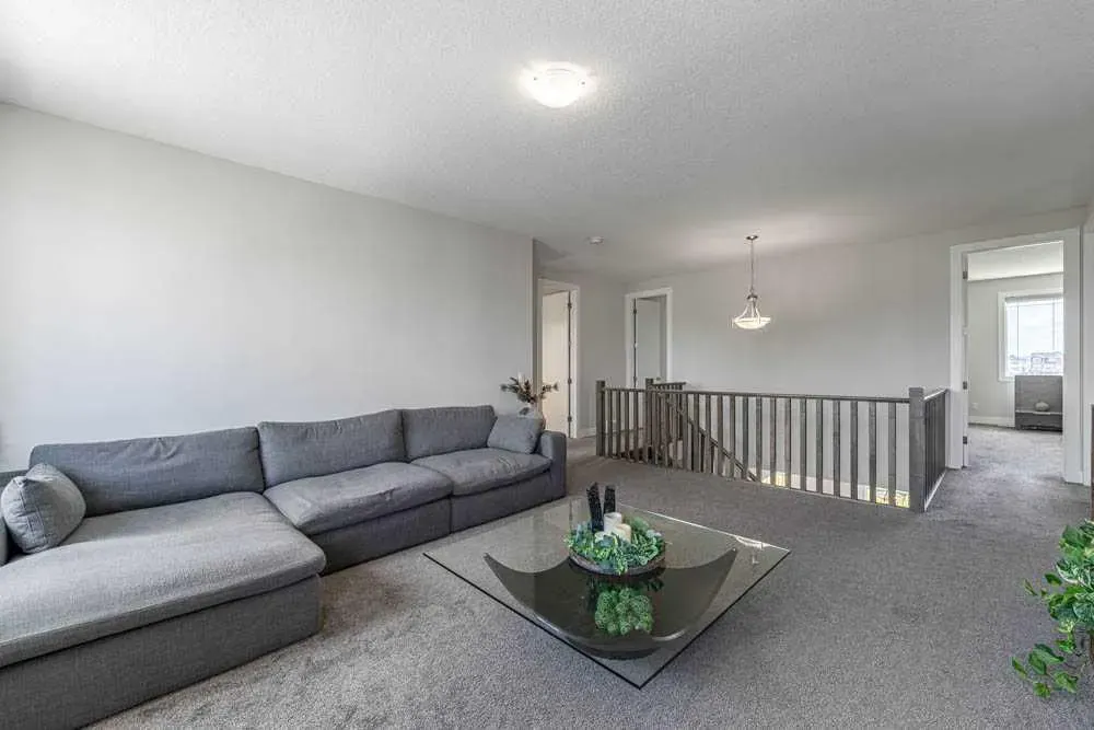 62 Cityspring Manor NE