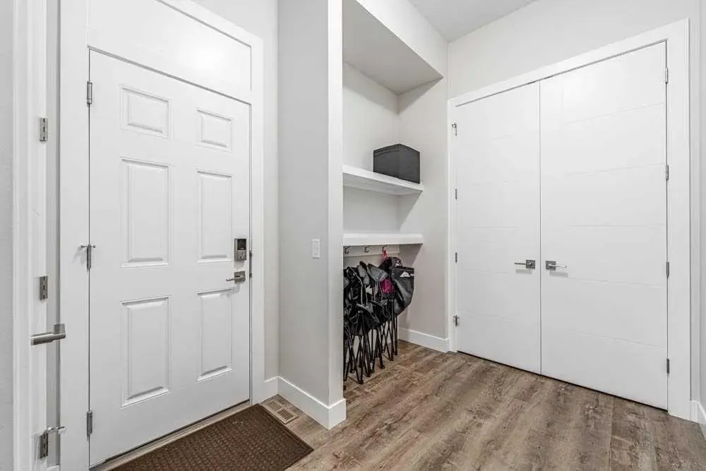 62 Cityspring Manor NE