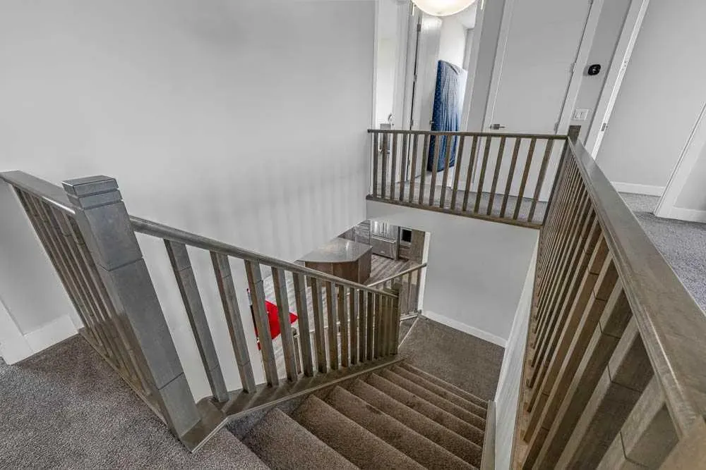 62 Cityspring Manor NE