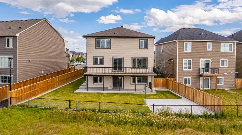 62 Cityspring Manor NE