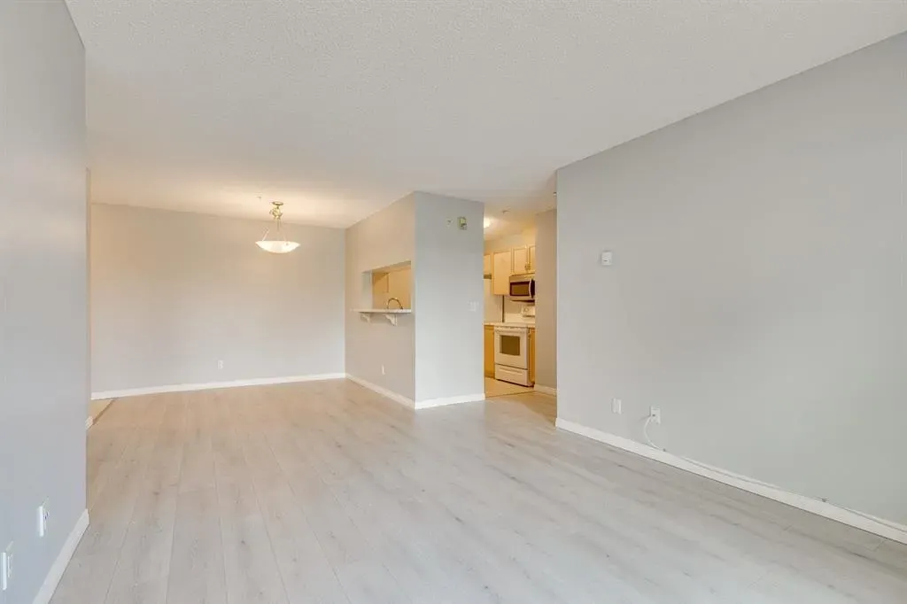 2022 Canyon Meadows Drive SE, #119