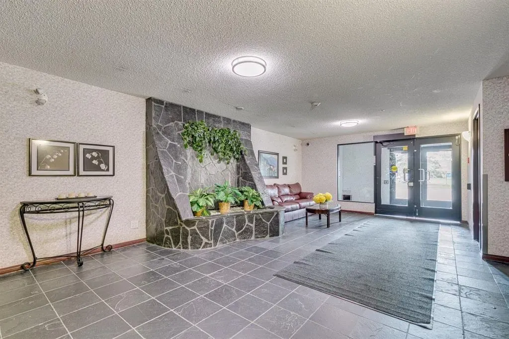 2022 Canyon Meadows Drive SE, #119