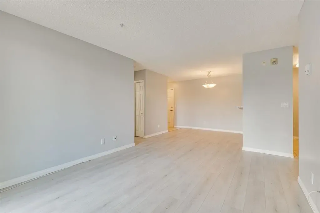 2022 Canyon Meadows Drive SE, #119