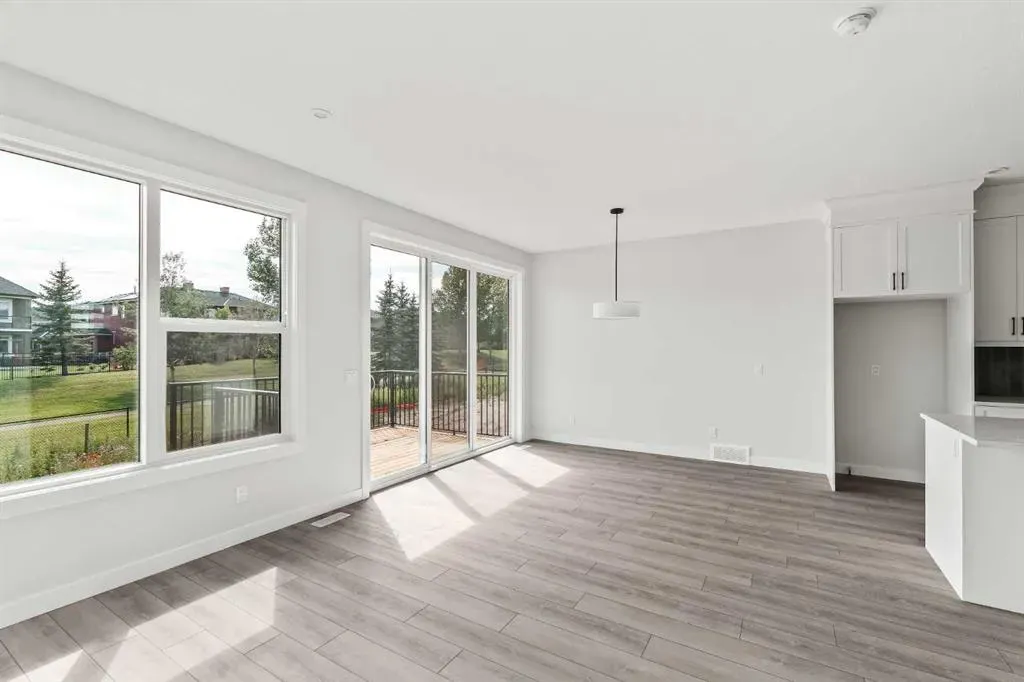 69 Silver Spruce Court SW