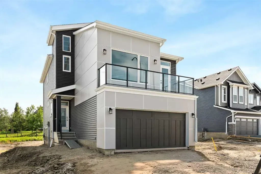 69 Silver Spruce Court SW