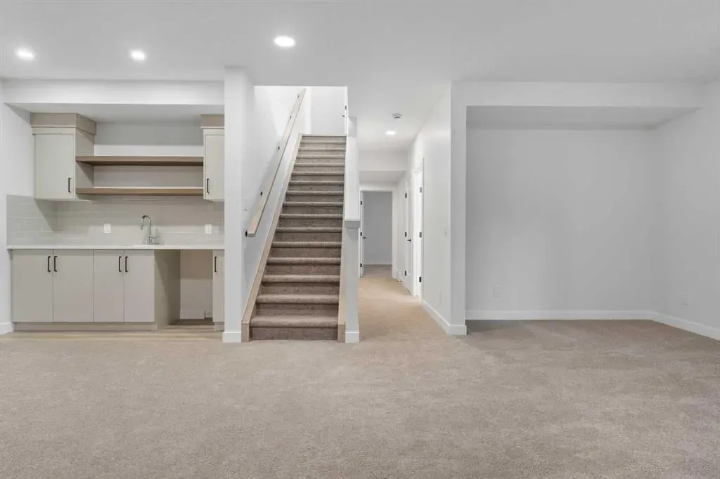 297 Riviera Way, #88