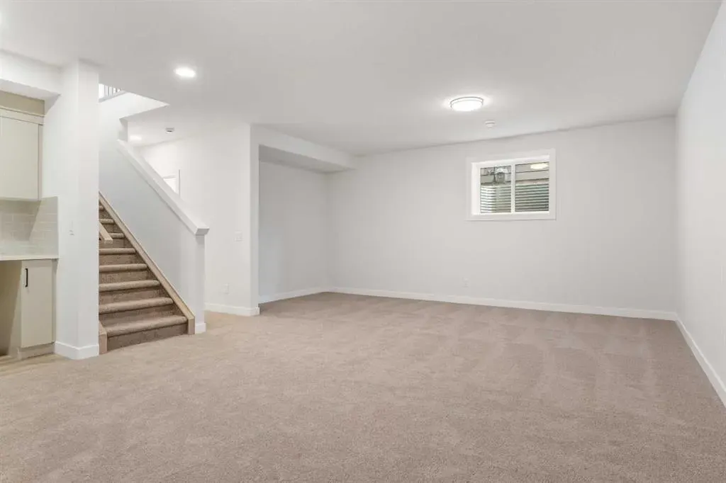 297 Riviera Way, #88
