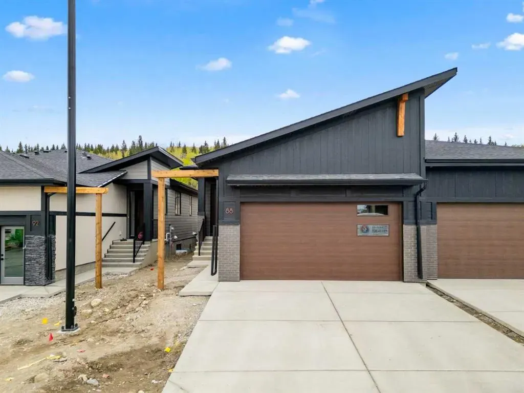 297 Riviera Way, #88