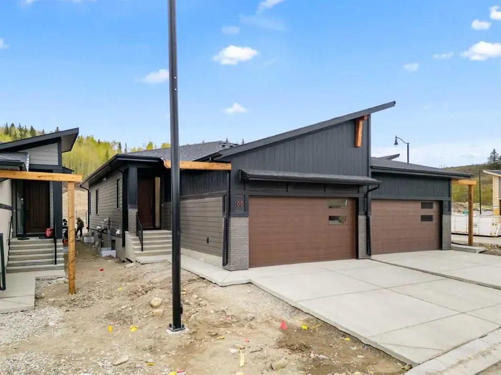 297 Riviera Way, #88