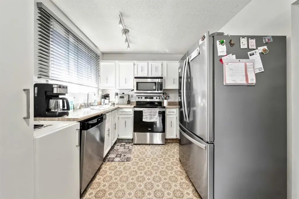 23 Doverville Way SE