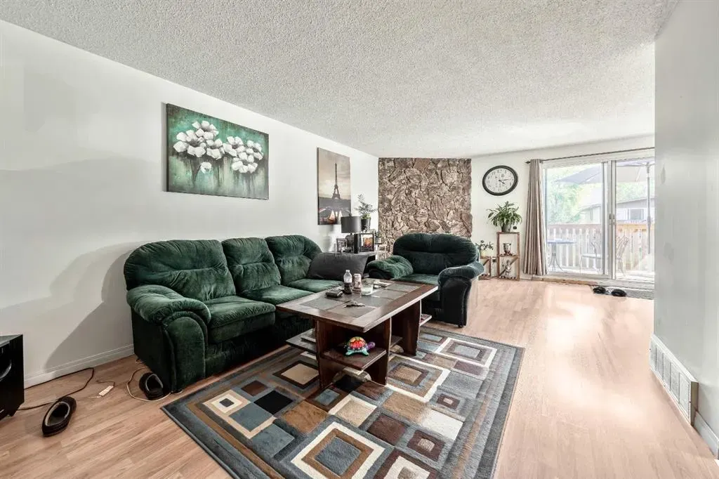 23 Doverville Way SE