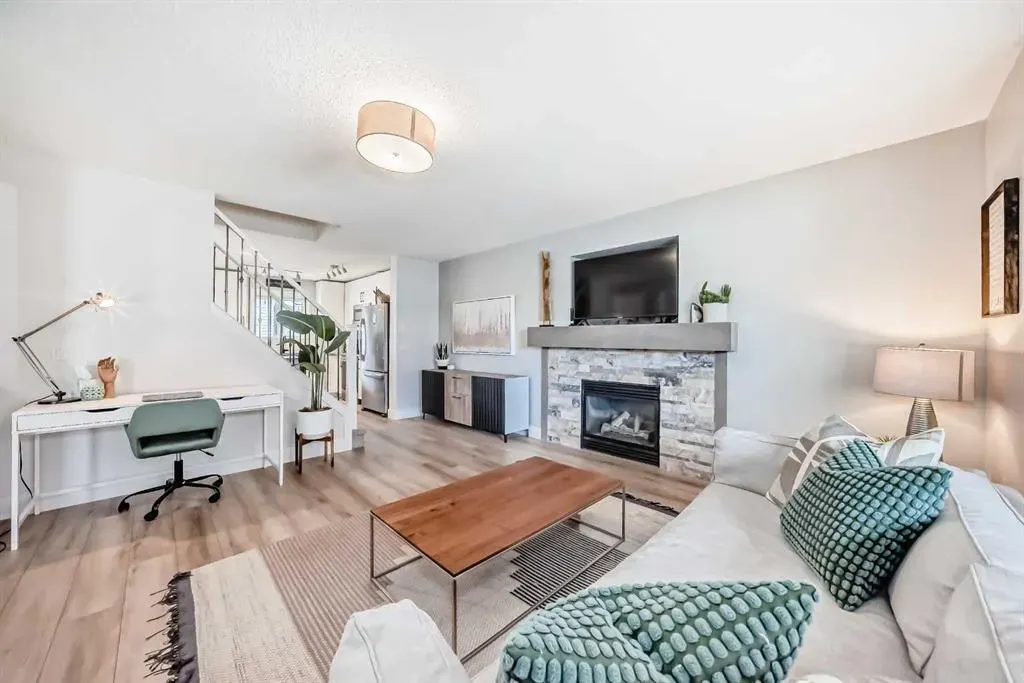 7 Bridleglen Park SW